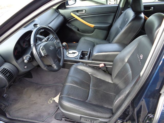 Infiniti G35 5DR WGN FWD AT Sedan