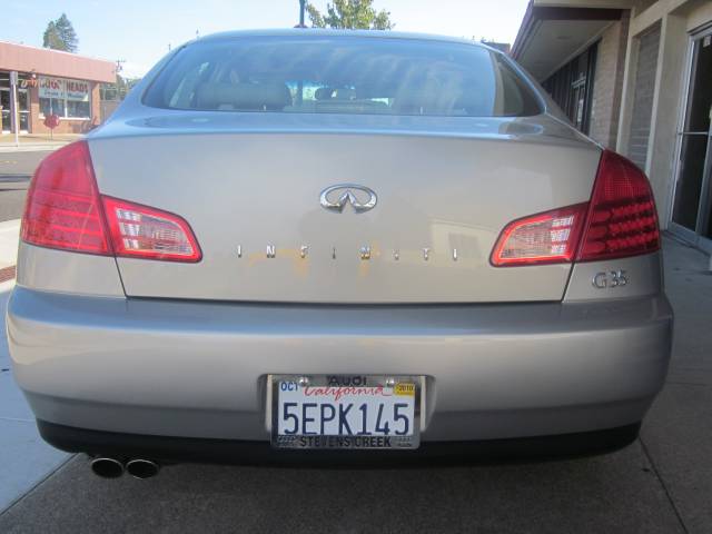 Infiniti G35 2004 photo 3