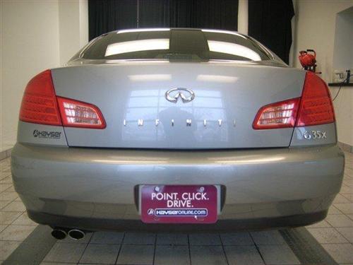 Infiniti G35 2004 photo 3