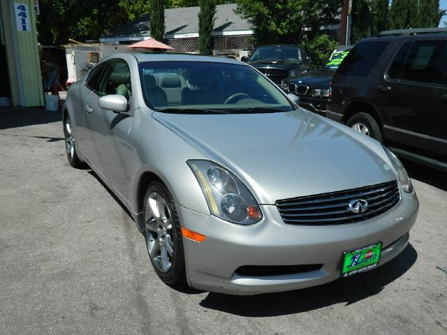 Infiniti G35 2004 photo 1