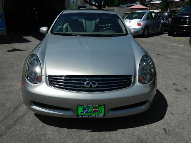 Infiniti G35 2004 photo 2