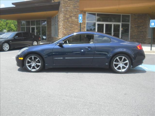 Infiniti G35 2004 photo 1