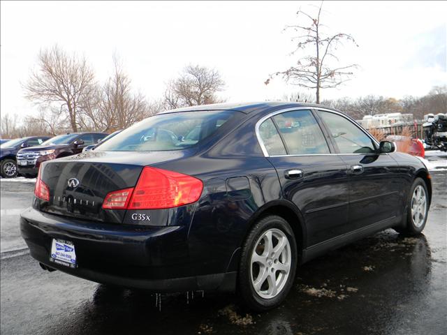 Infiniti G35 2004 photo 1