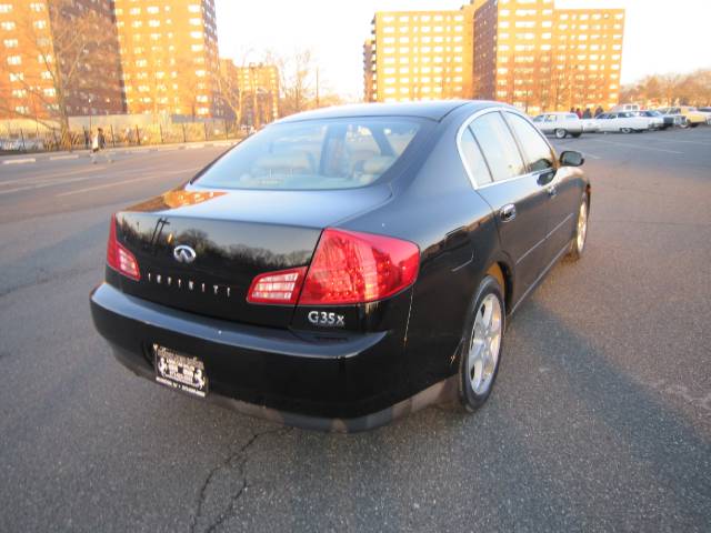 Infiniti G35 2004 photo 5