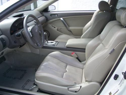 Infiniti G35 2004 photo 2