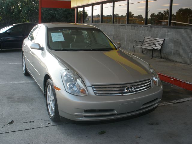 Infiniti G35 2004 photo 2