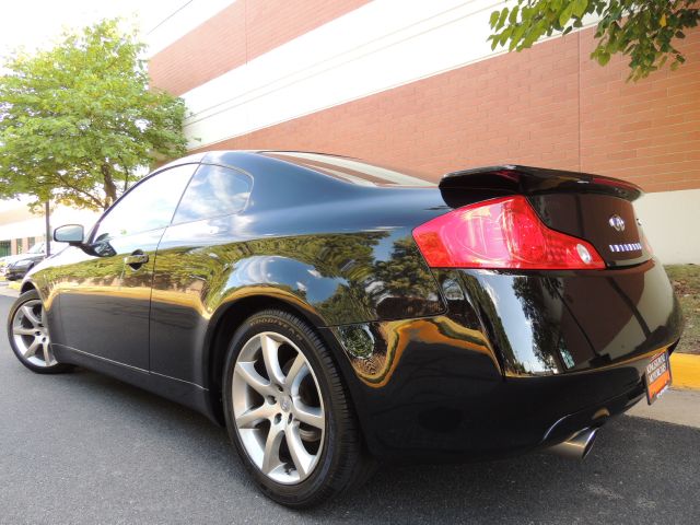 Infiniti G35 2004 photo 1