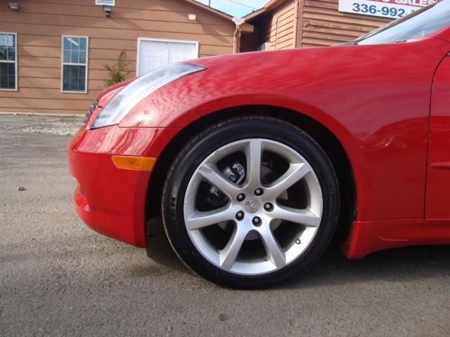 Infiniti G35 2004 photo 3