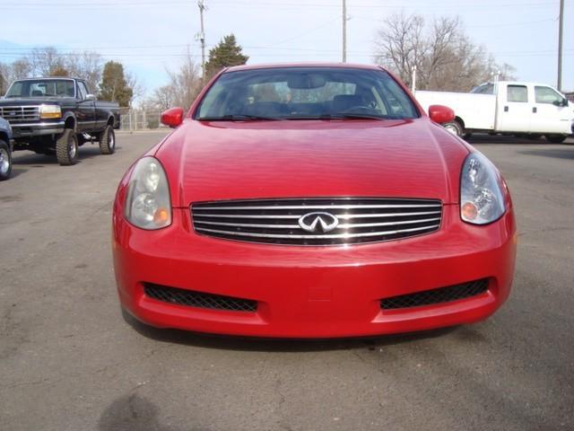 Infiniti G35 2004 photo 4