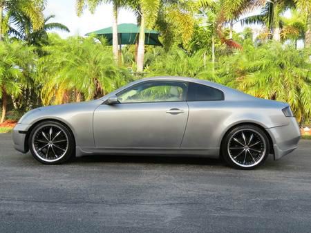 Infiniti G35 2004 photo 1