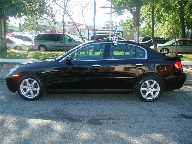 Infiniti G35 2004 photo 1