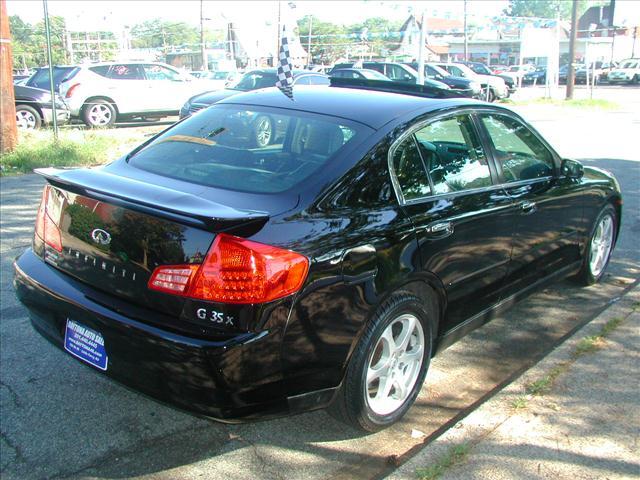 Infiniti G35 2004 photo 3