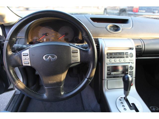 Infiniti G35 2004 photo 1