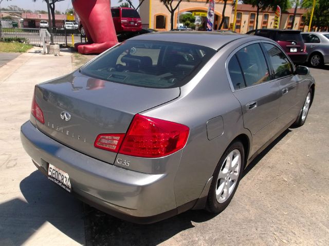 Infiniti G35 2004 photo 1