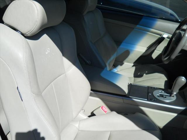 Infiniti G35 2004 photo 1