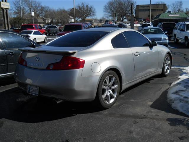 Infiniti G35 2004 photo 3