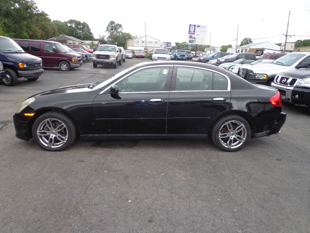 Infiniti G35 2004 photo 3