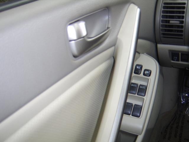 Infiniti G35 2004 photo 3