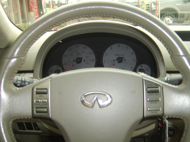 Infiniti G35 2004 photo 4