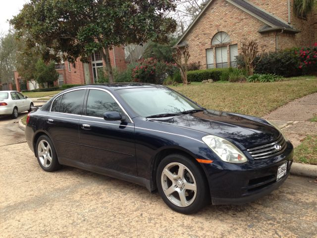 Infiniti G35 2004 photo 4