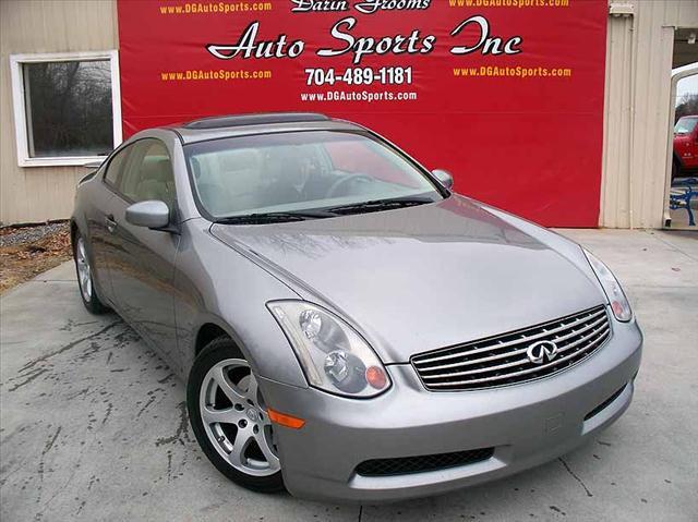 Infiniti G35 2004 photo 1