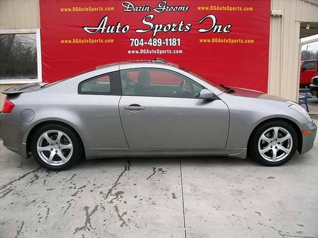 Infiniti G35 2004 photo 2