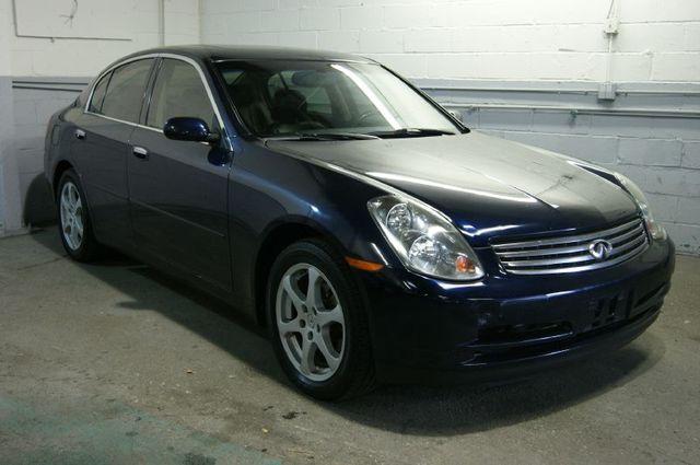 Infiniti G35 2004 photo 2