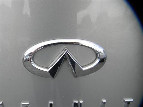 Infiniti G35 2004 photo 3