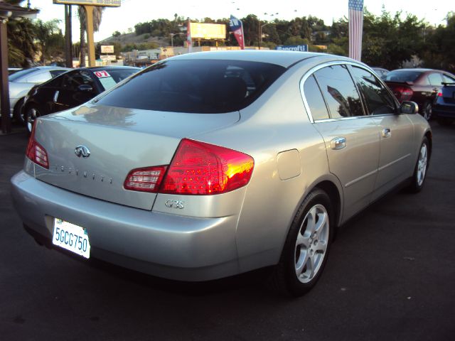 Infiniti G35 2004 photo 4