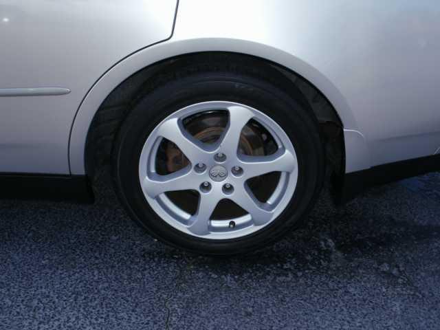 Infiniti G35 2004 photo 2