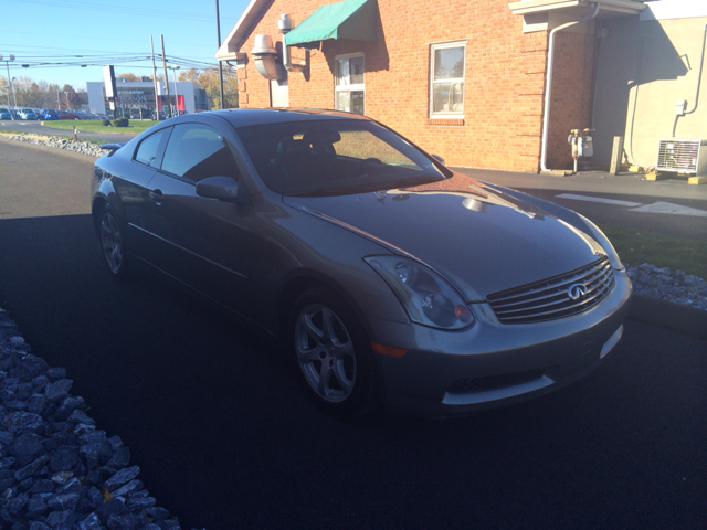 Infiniti G35 2004 photo 3