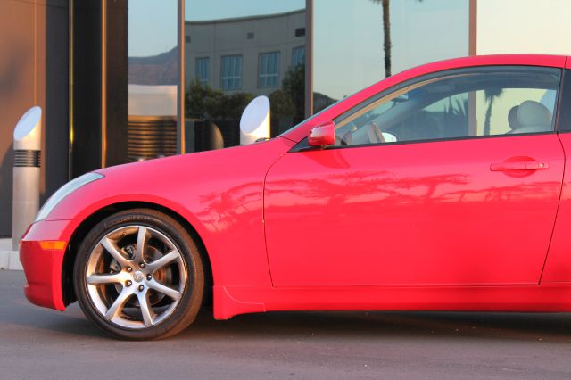 Infiniti G35 2004 photo 11