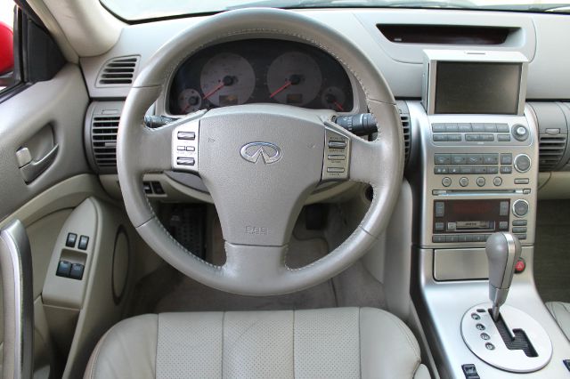 Infiniti G35 2004 photo 5