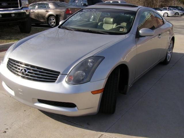 Infiniti G35 2004 photo 2