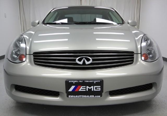 Infiniti G35 2004 photo 1