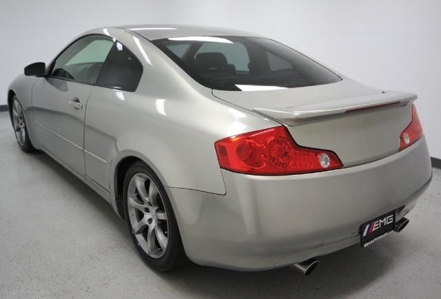 Infiniti G35 2004 photo 3
