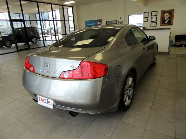 Infiniti G35 2004 photo 3