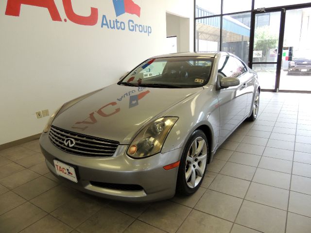 Infiniti G35 2004 photo 4