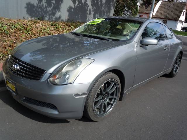 Infiniti G35 Base Coupe