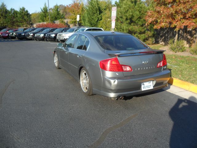 Infiniti G35 2004 photo 1