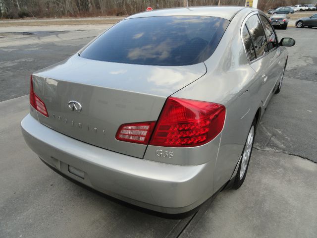 Infiniti G35 2004 photo 1