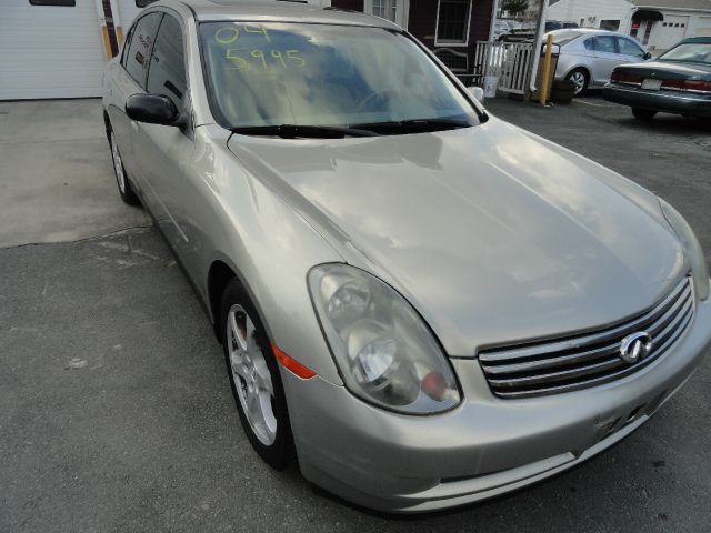 Infiniti G35 2004 photo 4