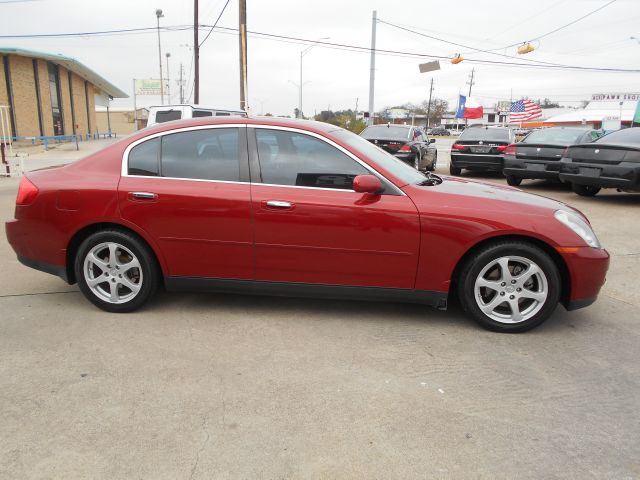 Infiniti G35 2004 photo 2