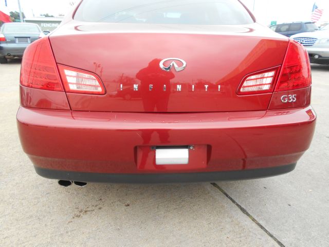 Infiniti G35 2004 photo 4