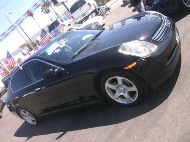 Infiniti G35 2004 photo 2