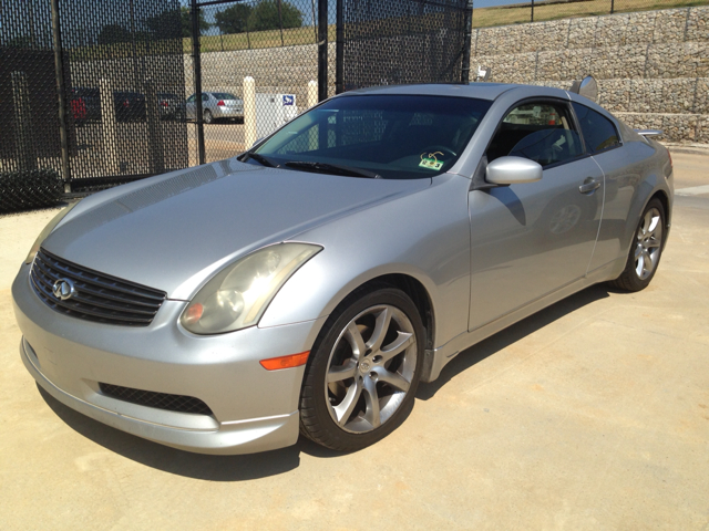 Infiniti G35 2004 photo 2