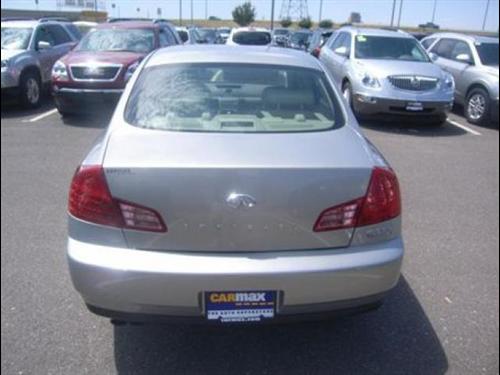Infiniti G35 2004 photo 4