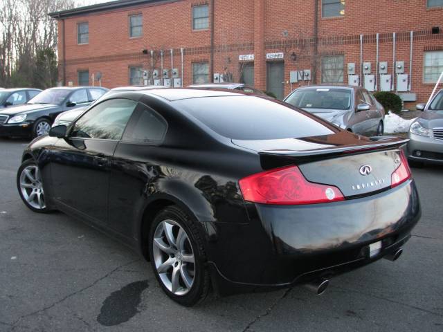 Infiniti G35 2004 photo 1