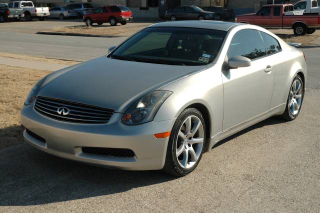 Infiniti G35 2004 photo 1