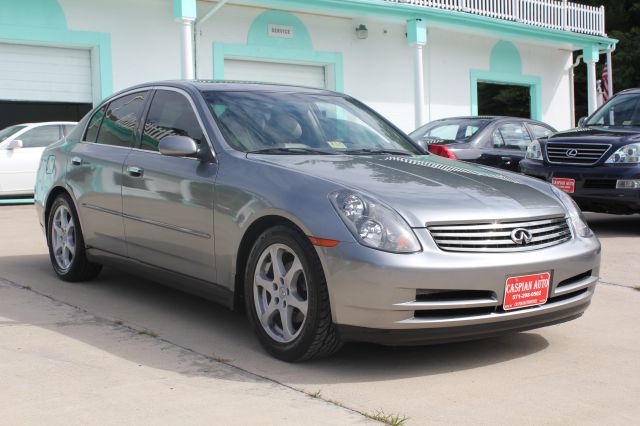 Infiniti G35 2004 photo 3